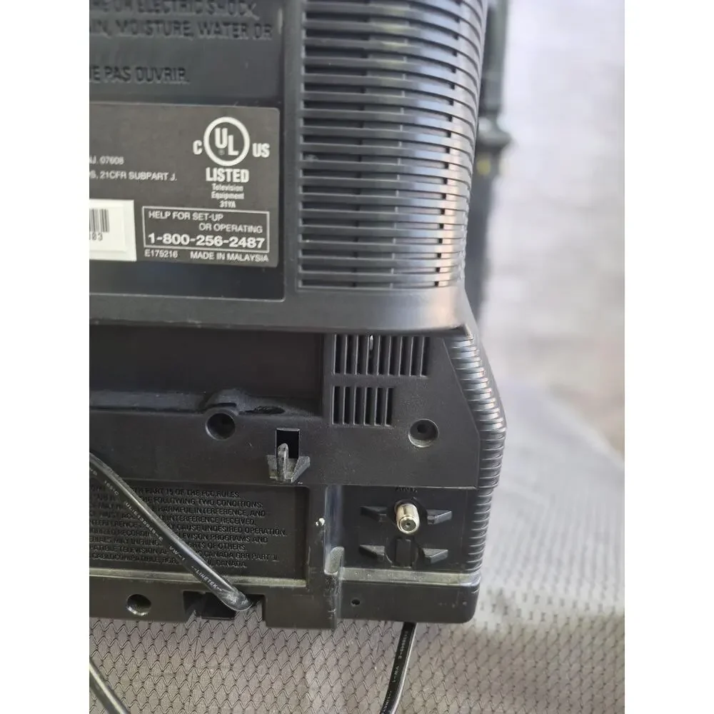 Emerson EWC1303A 13